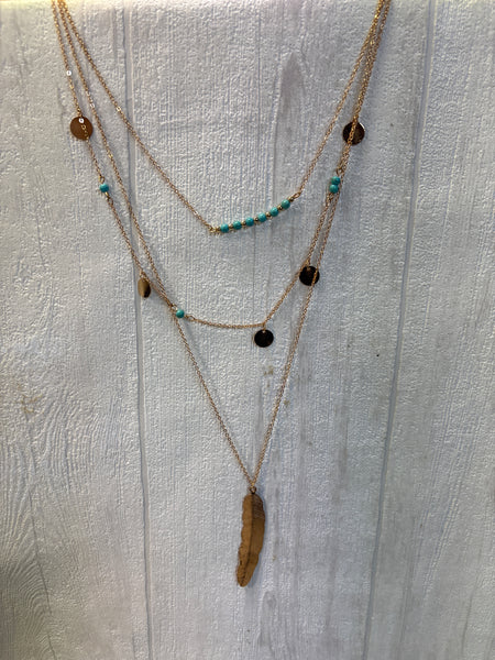 Lot de 3 colliers / avec plume