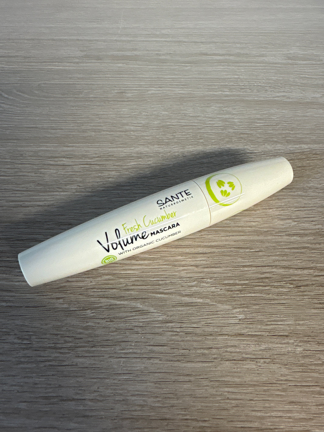 Mascara Volume Concombre Frais - 01 Noir 12ml