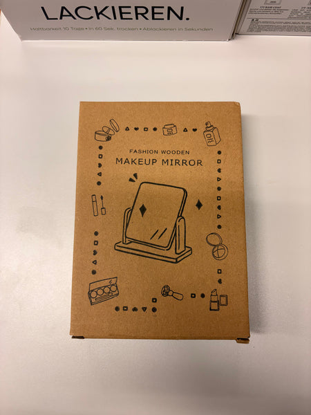 1 miroir à maquillage